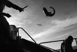 04. Рыбаки дорки №47 в акватории островов Уруп и Итуруп, 2015