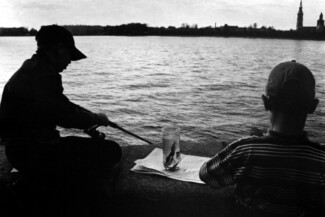 13. Улов. Из серии “Все как всегда”. Санкт-Петербург, 1999