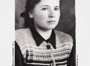 42. Она и он, которые так никогда и не встретились, 1991 г.: 12.91-9(2) (из серии «Про любовь», 1991-93)