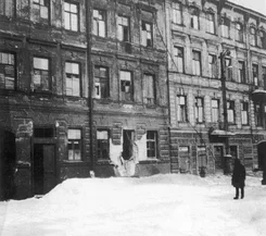 16. Besieged Leningrad, 1941. Photo by Alexander Nikitin