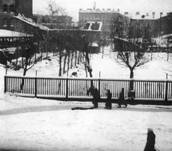 44. Besieged Leningrad, 1941. Photo by Alexander Nikitin