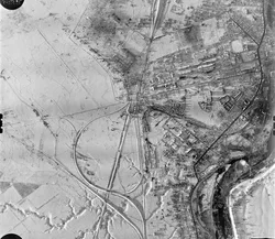 17. German aerial photography of besieged Leningrad, 1941-42.